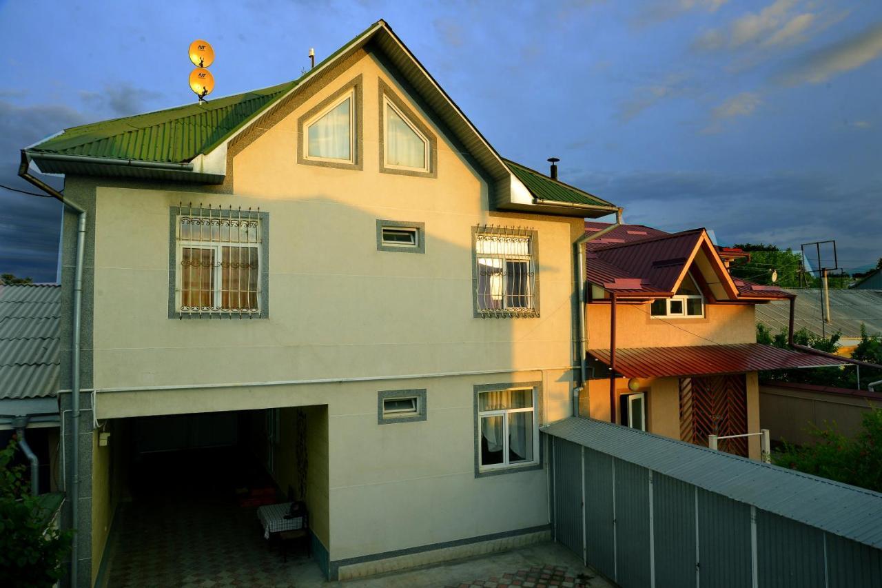 Astoria B&B Ош Экстерьер фото