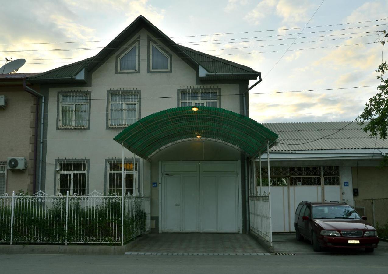 Astoria B&B Ош Экстерьер фото